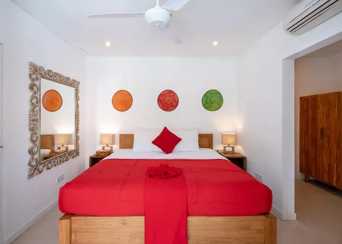 Villa Elsies - With Cook, Butler, Private Gym And Pool Table