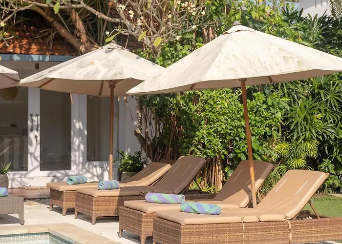 Elsies - With Cook, Butler, Private Gym And Pool Table